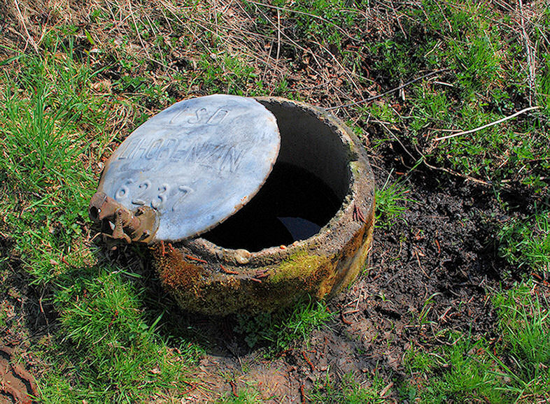 studánka Lihobenzin (1162) - duben 2009