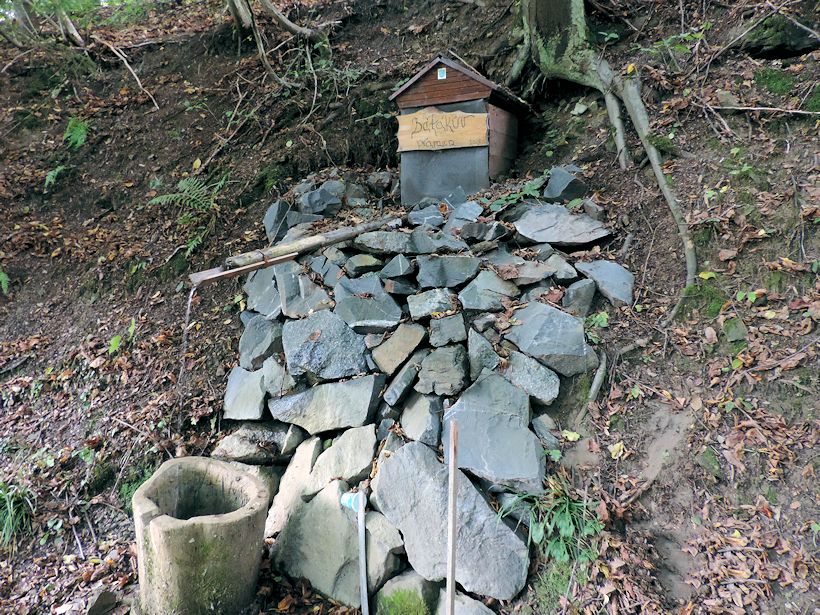 studánka Bětákův pramen (1314) - květen 2009