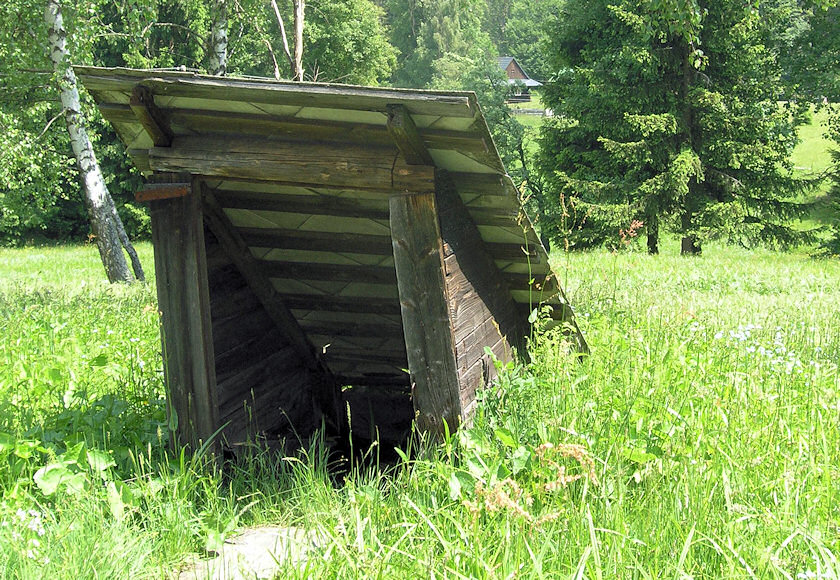 studánka U Polívků na Kudlačeně (1335) - květen 2009