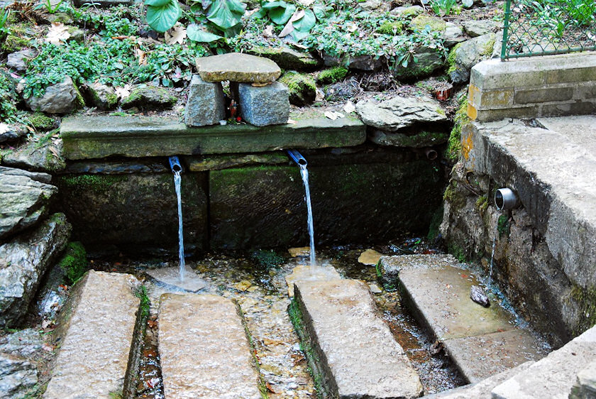 studánka Mariánské poutní místo Rokole (1405) - červen 2009