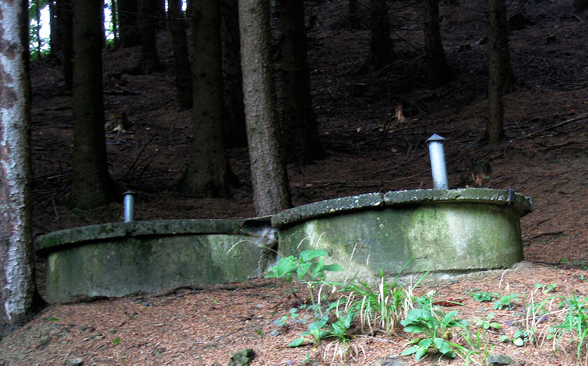 studna Za osadou (1408) - červen 2009