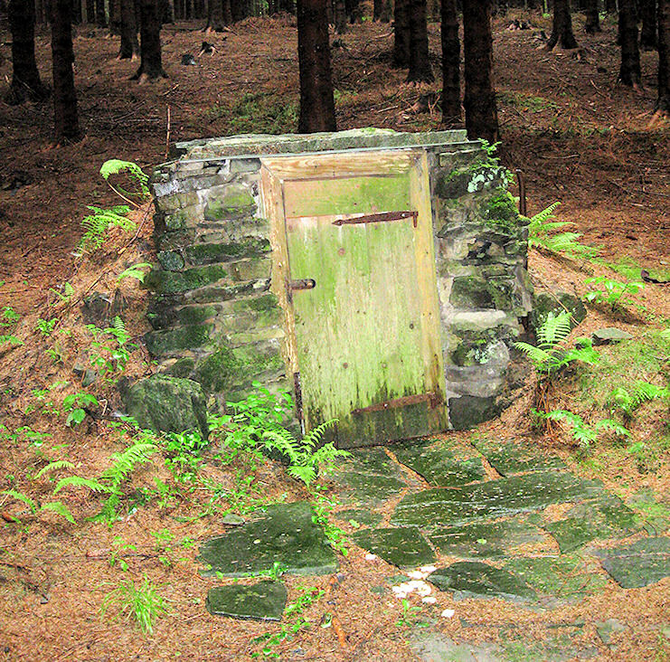 studna Zajičorka (1460) - červen 2009