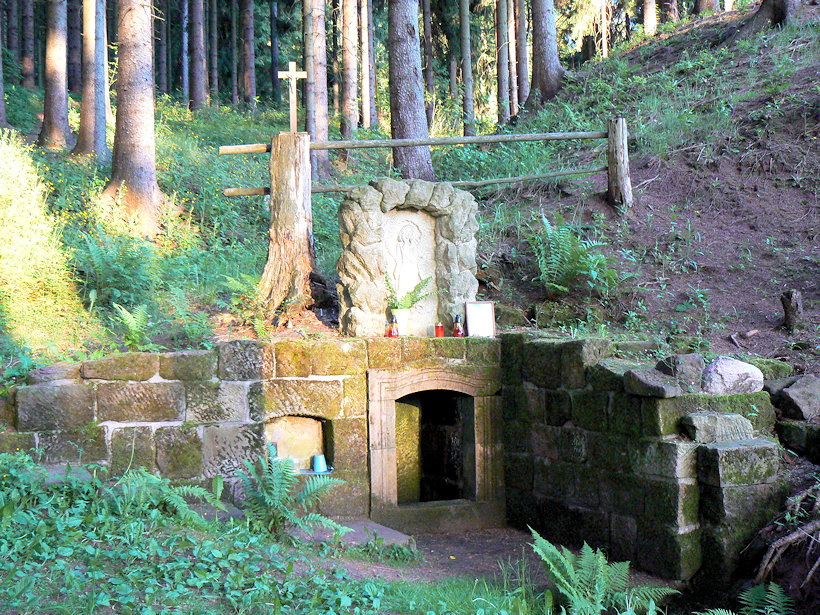 studánka Roubenka (154) - červen 2017