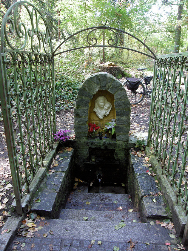 Kokešovská studánka (492) - duben 2017