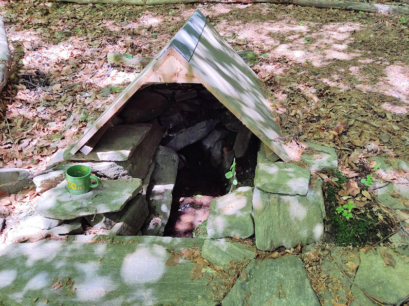 studánka Maryáška (924) - květen 2022