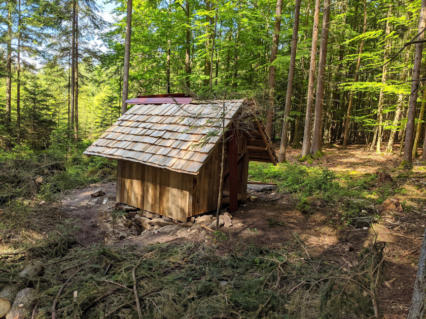 Traperská studánka (13905) - květen 2021