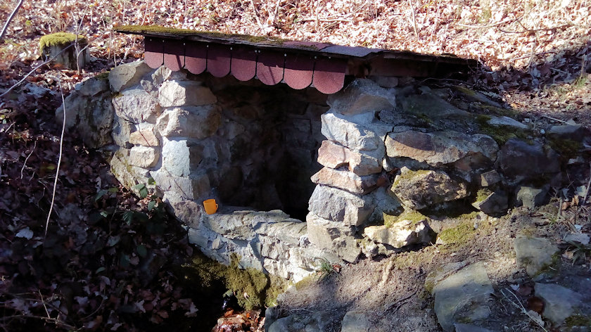 pramen Pod Žebrákem (14279) - březen 2022