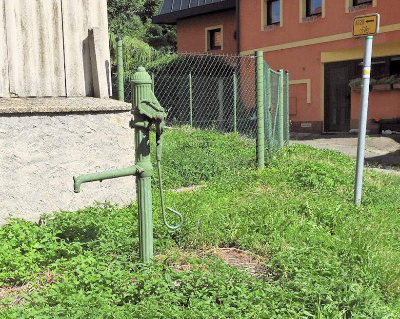 studna Pod Vavřincem (14437) - červenec 2022