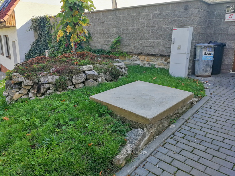 studna bez jména (14872) - říjen 2021