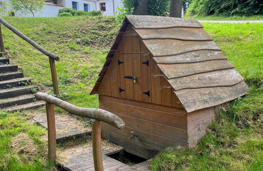 studánka U chlupatýho Tygra (14893) - červenec 2023