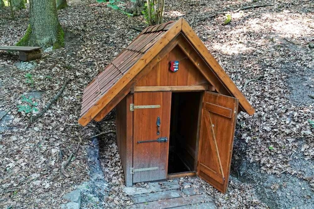 studánka bez jména (15255) - červen 2024