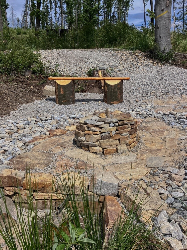 studánka U Dvou pramenů (15327) - květen 2024