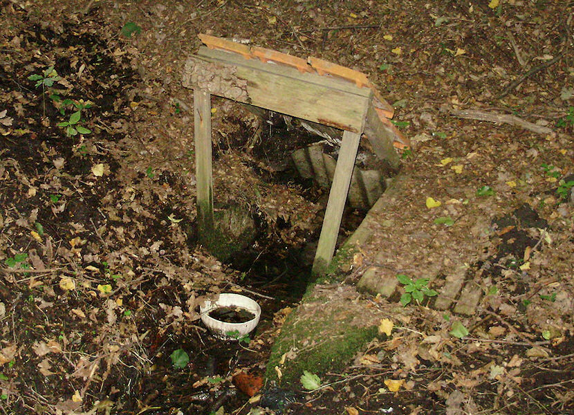 studánka Pod Přehradou (1902) - září 2009