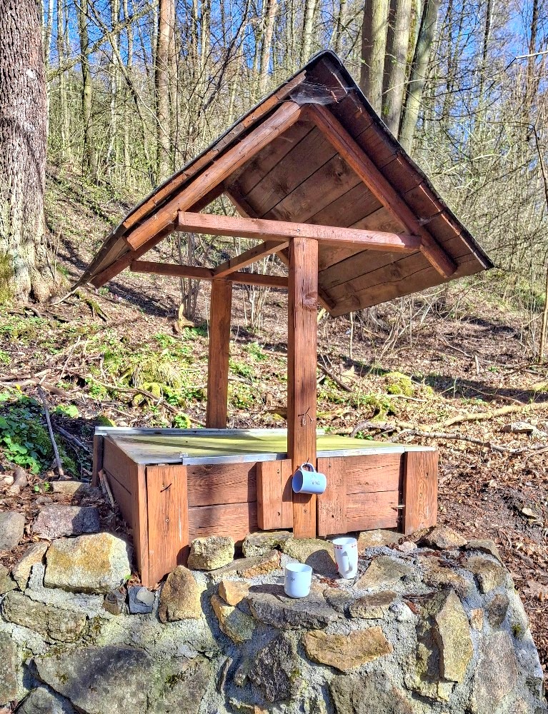 studánka bez jména (1927) - duben 2026