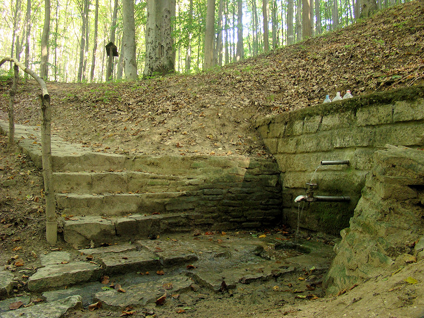 studánka Pět žídel (1960) - říjen 2023