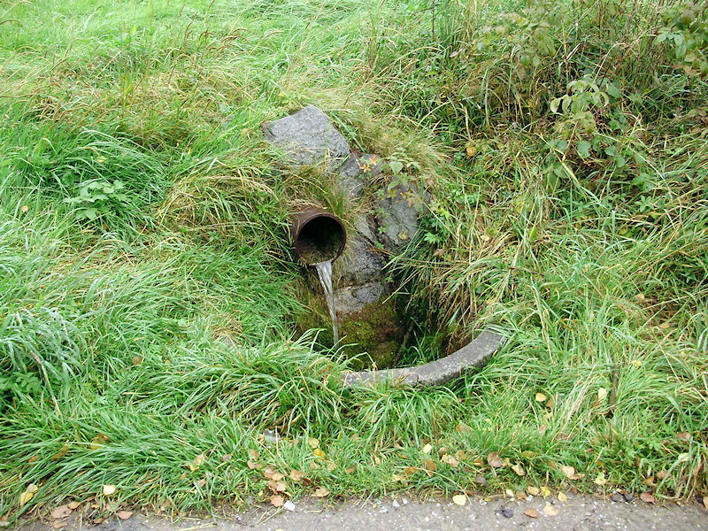 pramen Pod strojvůdcovskou chatou (2029) - říjen 2009
