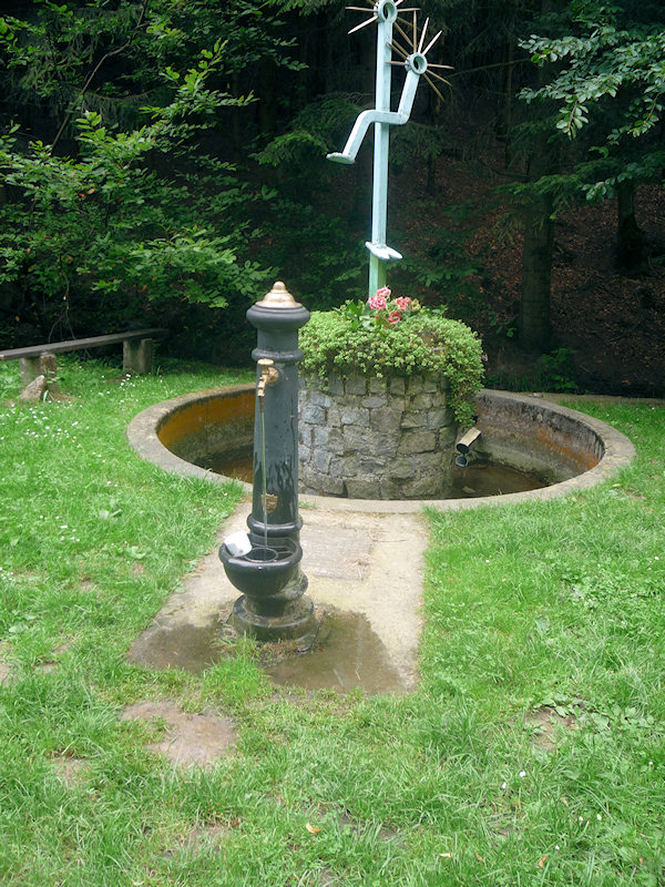 studánka Křížovka (2115) - říjen 2009