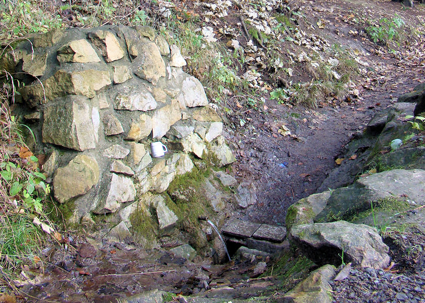 studánka U druhé skale (2313) - listopad 2009