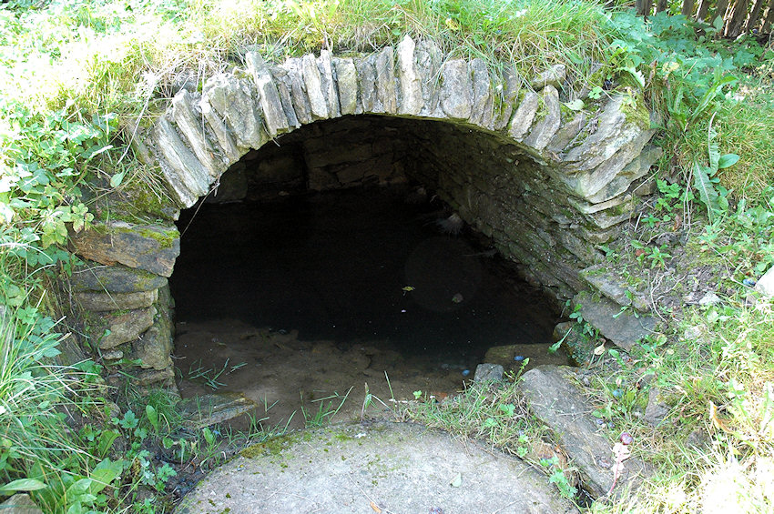 jiný vodní zdroj Haltýř ve Lhotách (2487) - prosinec 2009