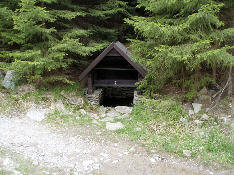 studánka Na Kostelním vrchu (2589) - leden 2010
