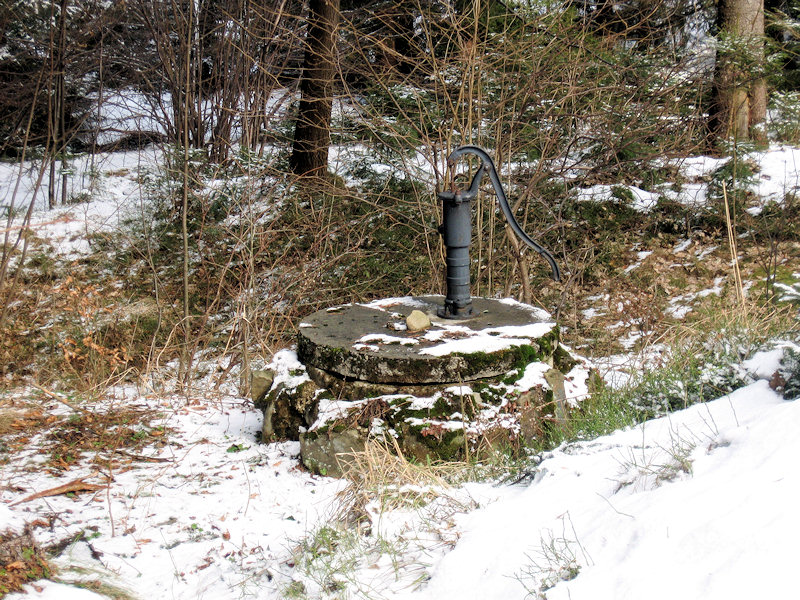 studna bez jména (2761) - březen 2010