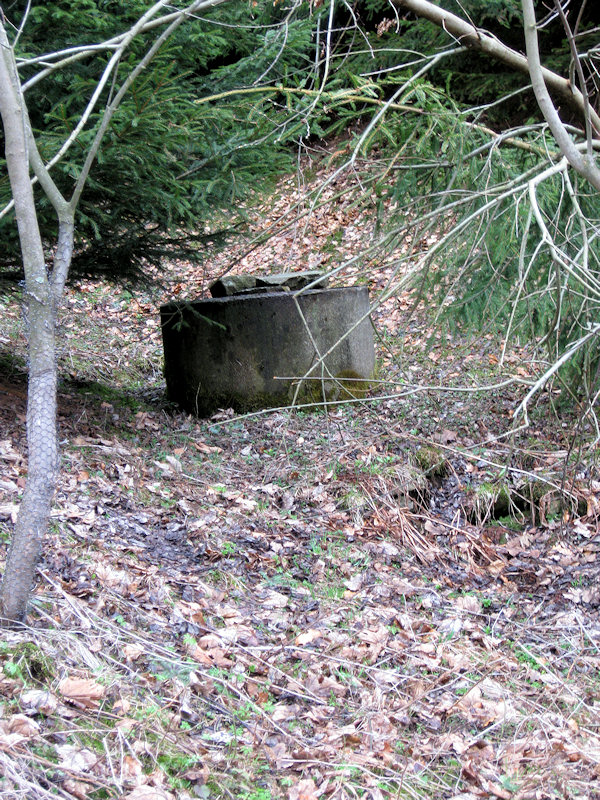 studna Na Buřance (2996) - duben 2010