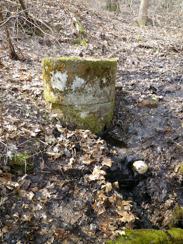 studna U trkače (3020) - duben 2010