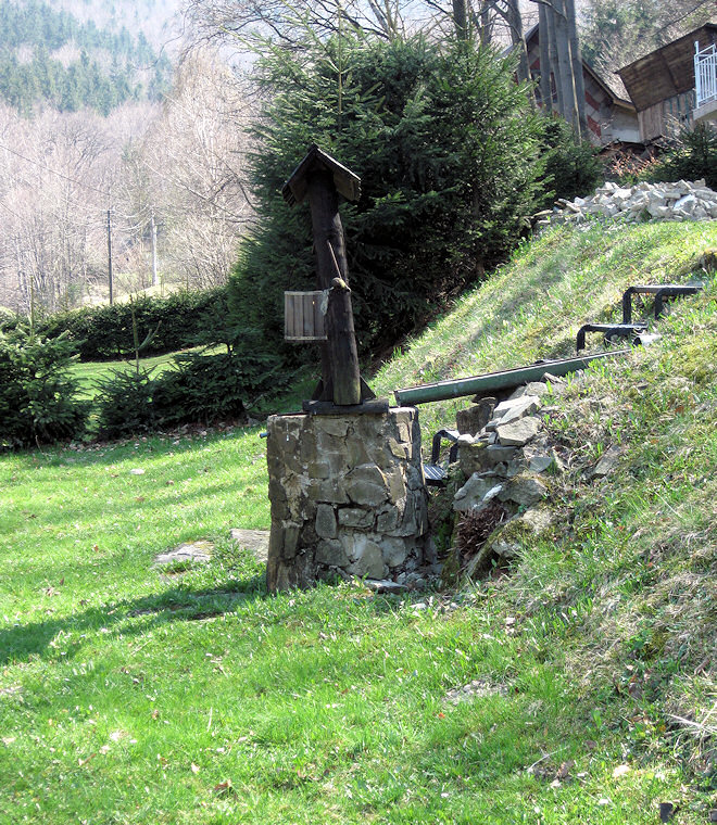jiný vodní zdroj bez jména (3070) - duben 2010