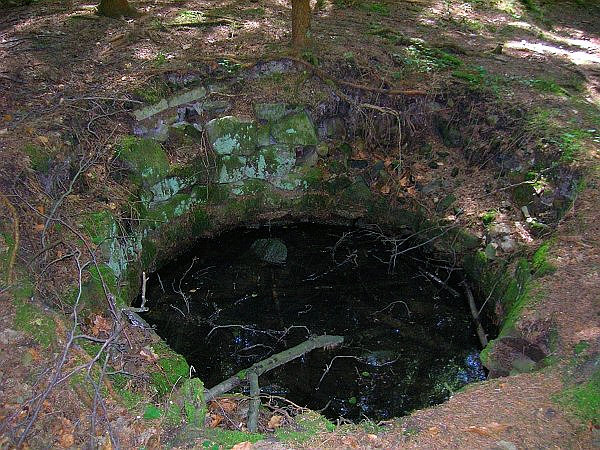 Zámecká studna (3165) - květen 2010