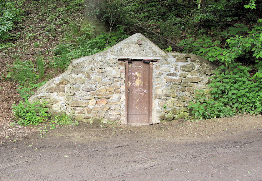 studánka Na Perkajzlu (3317) - květen 2010