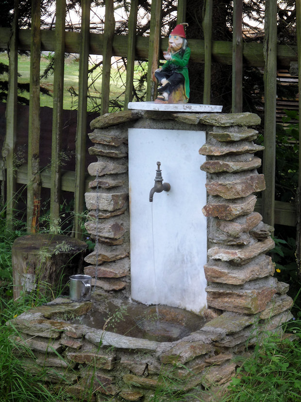 studánka U Vrbských (3586) - červenec 2010