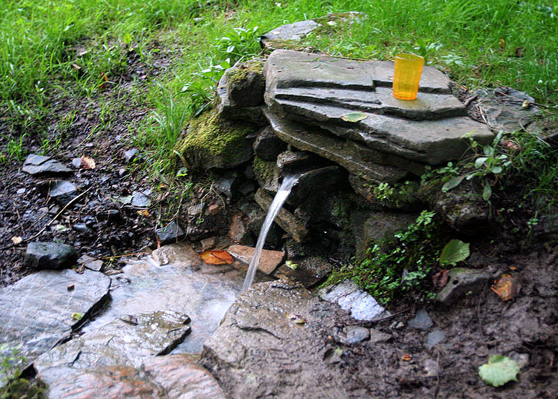 studánka Mírová voda (3794) - srpen 2010