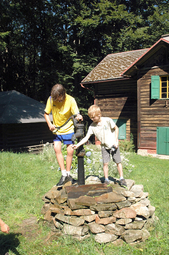 studna U loveckého zámečku (3868) - srpen 2010