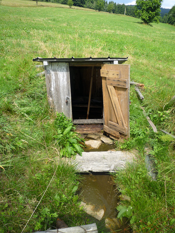 studánka Nad kostelem (3884) - srpen 2010