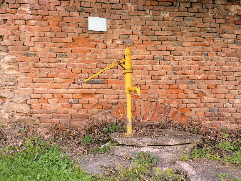 studna bez jména (3982) - září 2010