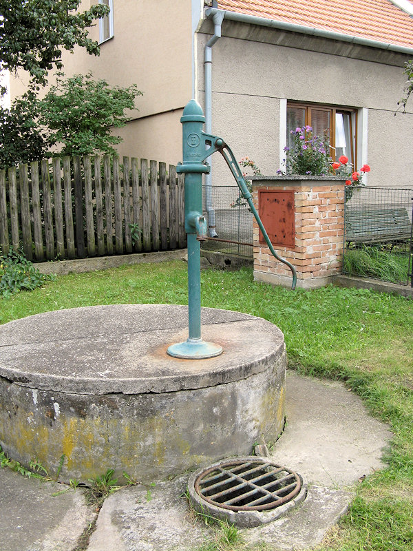studna bez jména (4016) - září 2010