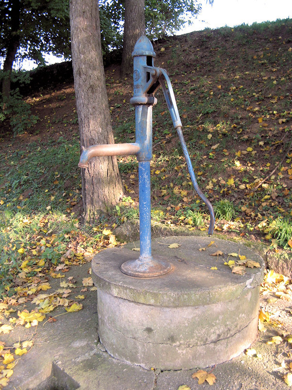 studna bez jména (4111) - říjen 2010