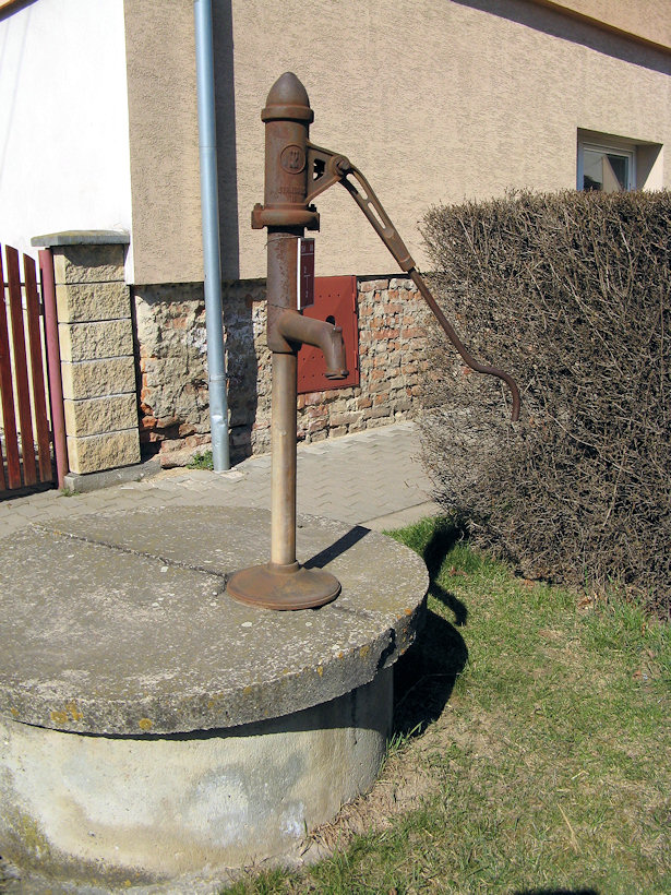 studna bez jména (4458) - březen 2011