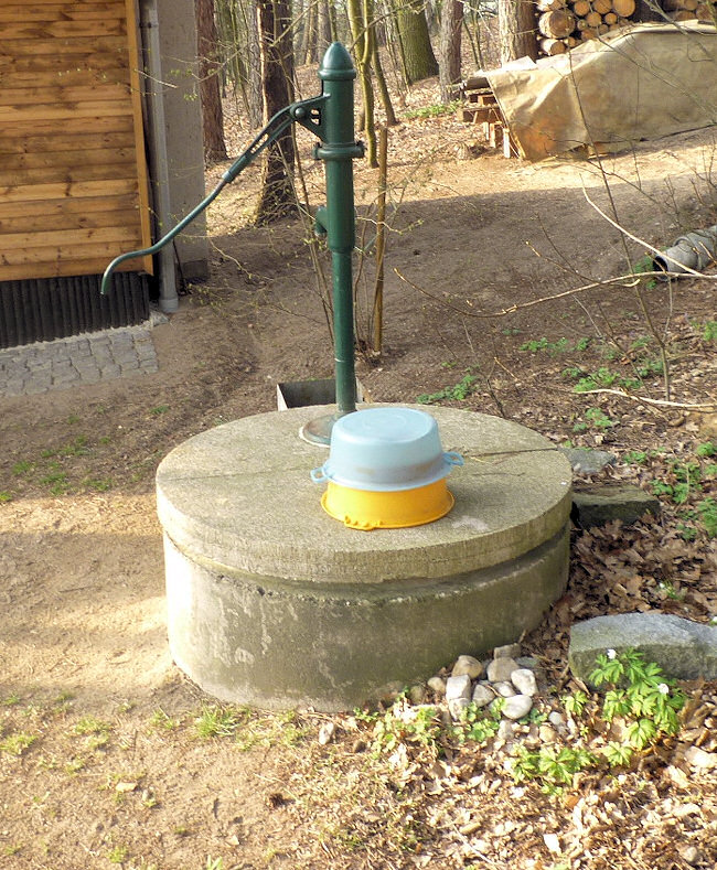 studna Chotivská pumpa (4500) - duben 2011