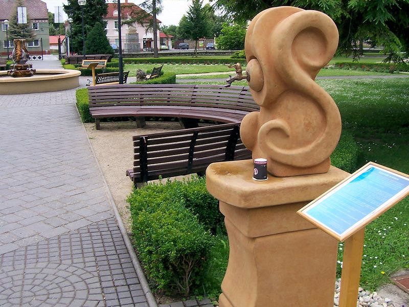 pramen Jana Adama z Lichtenštejna (4703) - červen 2011