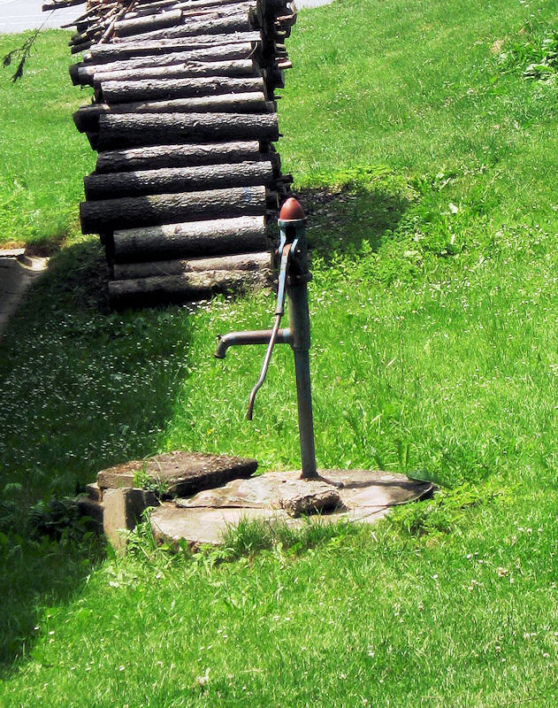 studna bez jména (4759) - červenec 2011