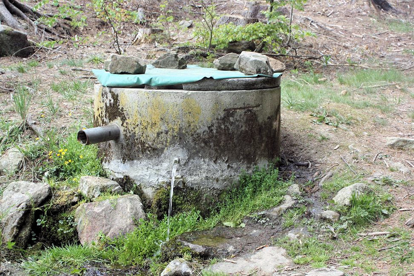 studánka U Ivanin 2 (4937) - srpen 2011