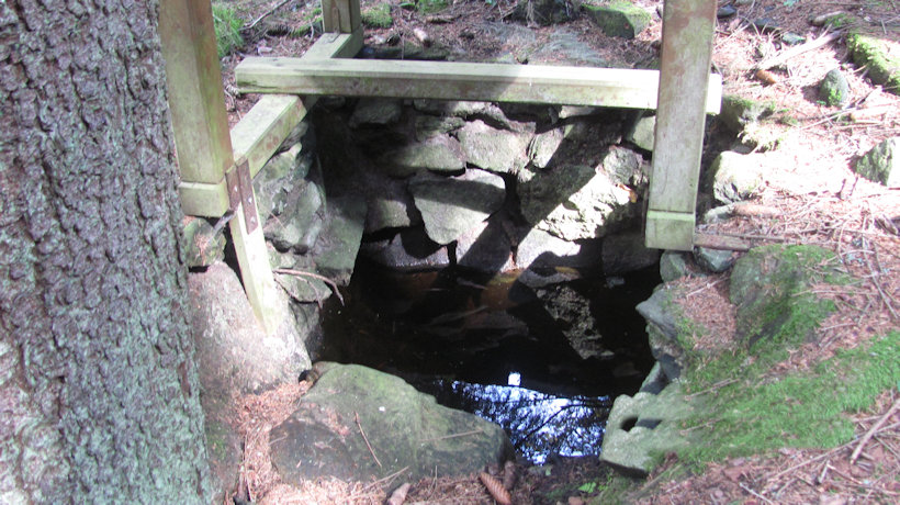 studánka Josefínka (4943) - září 2019