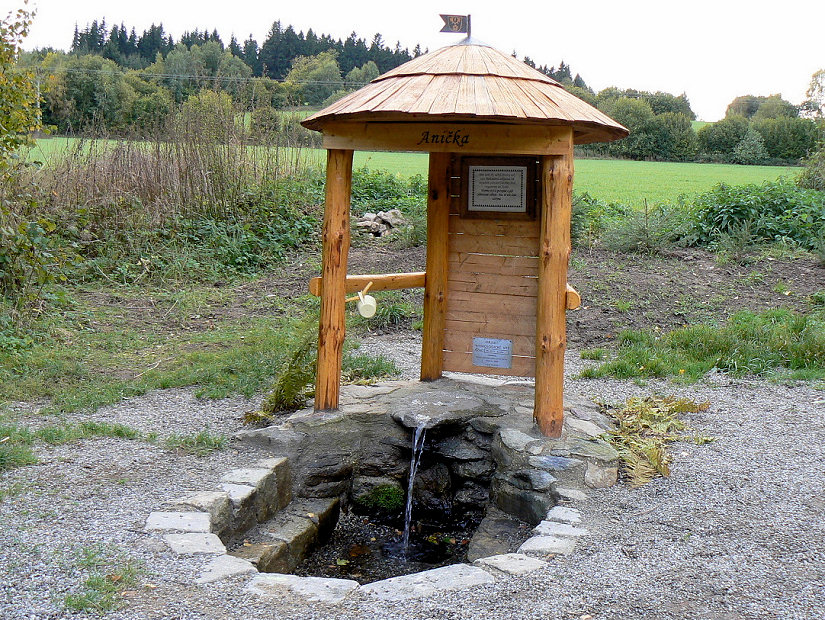 studánka Anička (5122) - říjen 2011