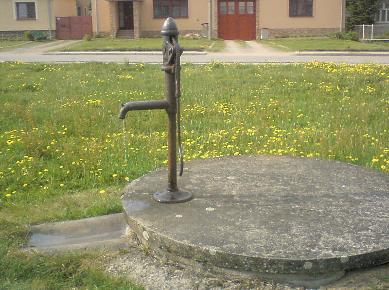 studna bez jména (5631) - květen 2012