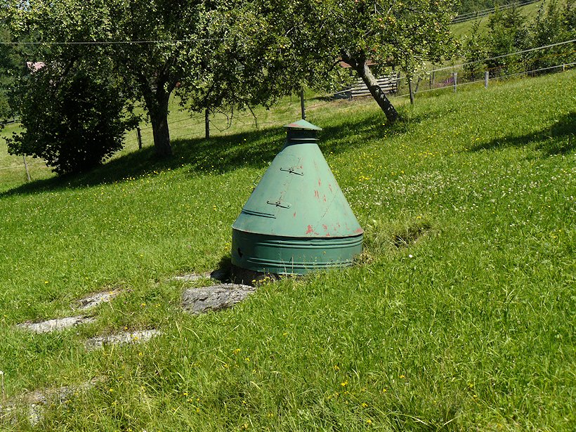 studna bez jména (5873) - červenec 2012