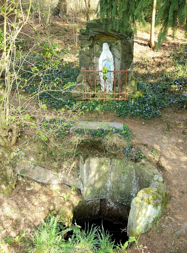 Mariánská studánka (6086) - říjen 2012