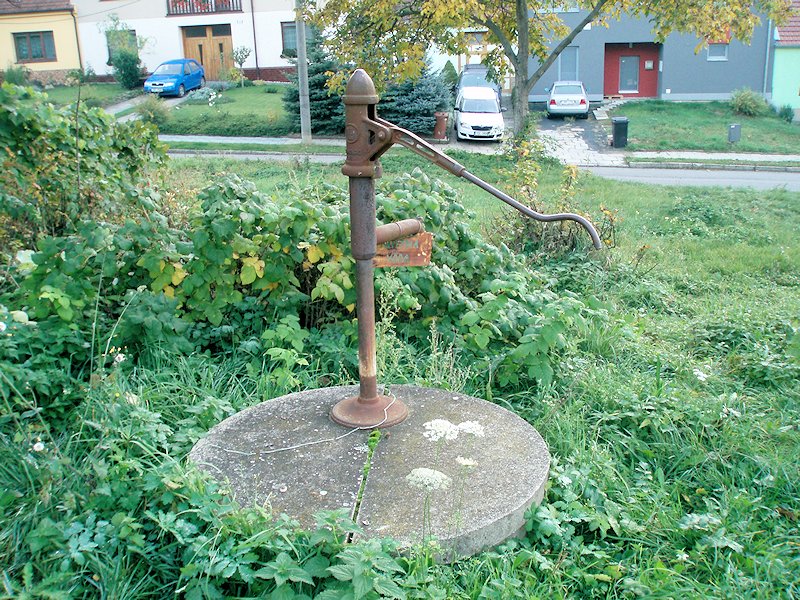 studna bez jména (6126) - říjen 2012