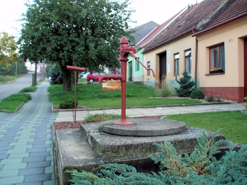 studna bez jména (6127) - říjen 2012