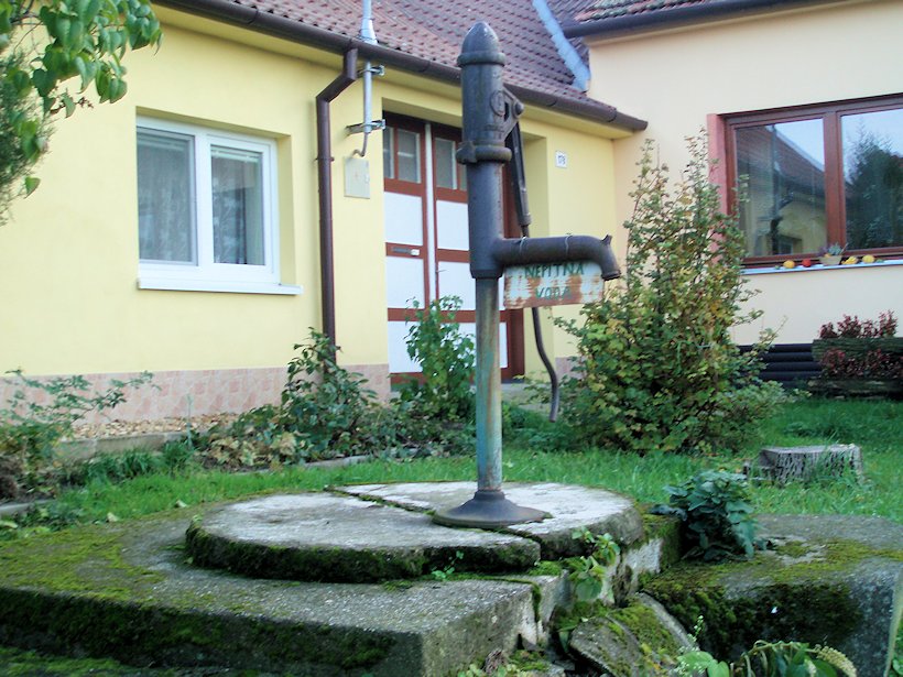 studna bez jména (6184) - listopad 2012